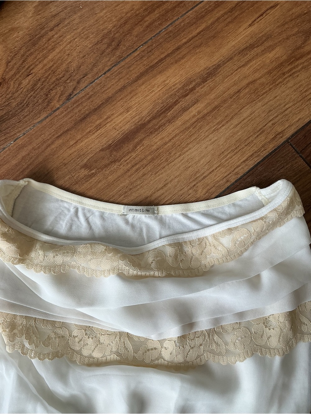 intimissimi Cream Slip Dress with Beige Lace Trim - Picture 3 of 3